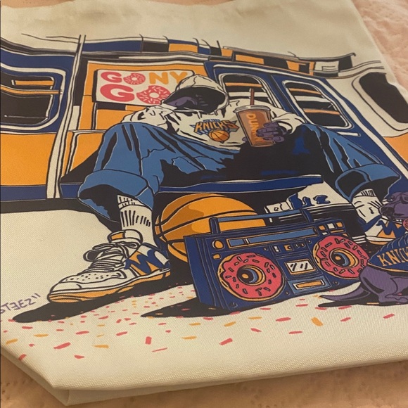 OFFICIAL Dunkin’ Donuts x New York Knicks MADSTEEZ Tote Bag - RARE - Picture 5 of 6